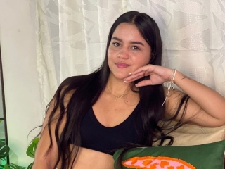 Live Sex Liaamoonxx
