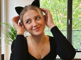Webcam sex with Liacindy