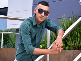 Webcam sex met Liam_Crox