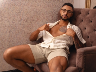 Webcam sex con Liamhills