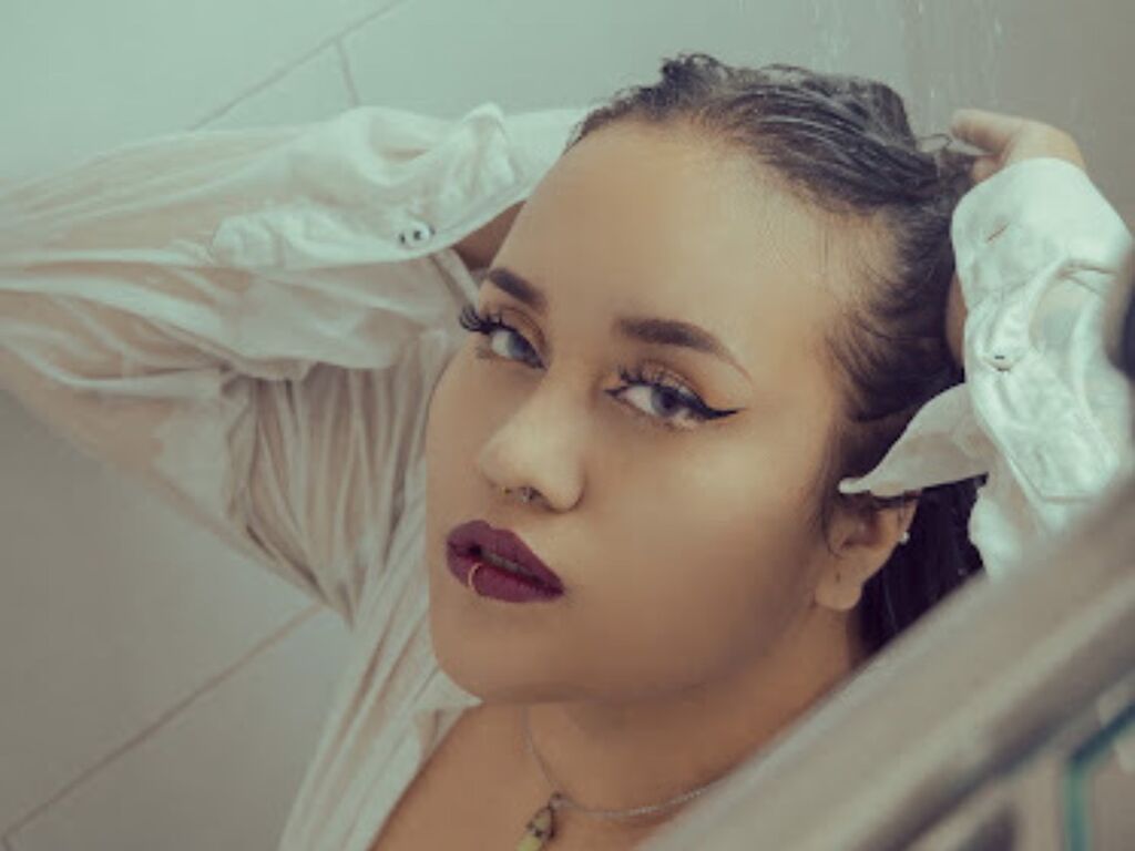 Liannamoretti's profile - Image n°1