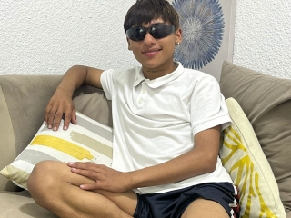 Webcam sex con Lianrenci