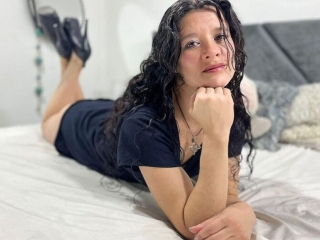 Sexo por webcam con Liarams