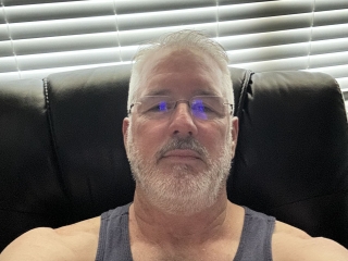 Lickitysplit4u's Sexcam