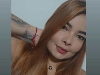 Sexo por webcam con Liliimoore