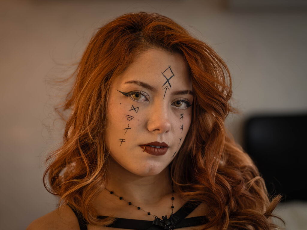 Perfil con Lilithredmoon - Imagen  n°1