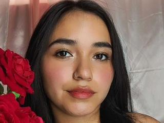 Sexo por webcam con Lilithroxe