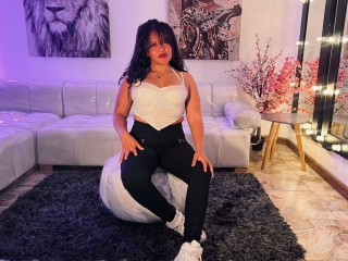Sexo por webcam con Lilivelvet
