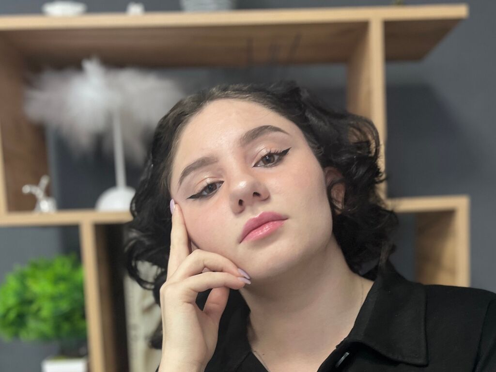 Lillianarodery's profile - Image n°0