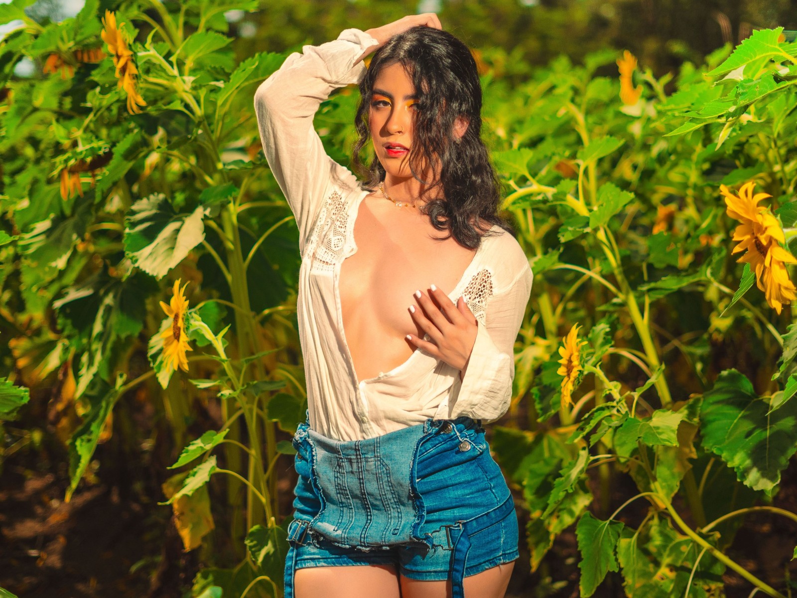 Lillithompson's profile - Image n°3