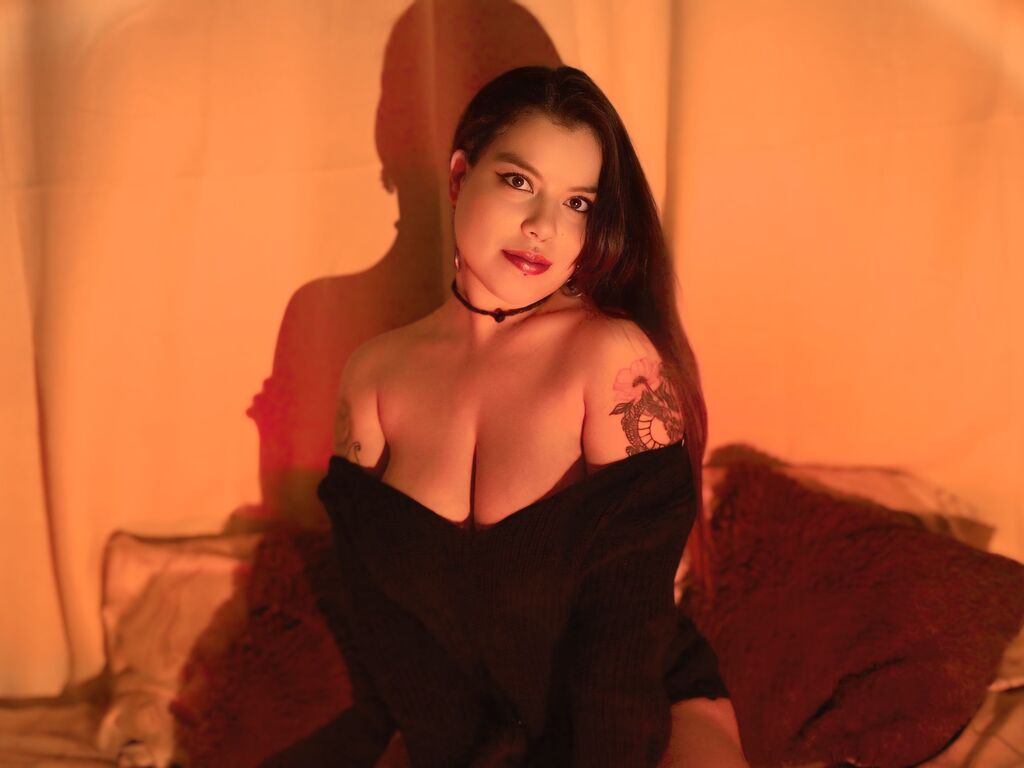 Lillithrousee's profile - Image n°0