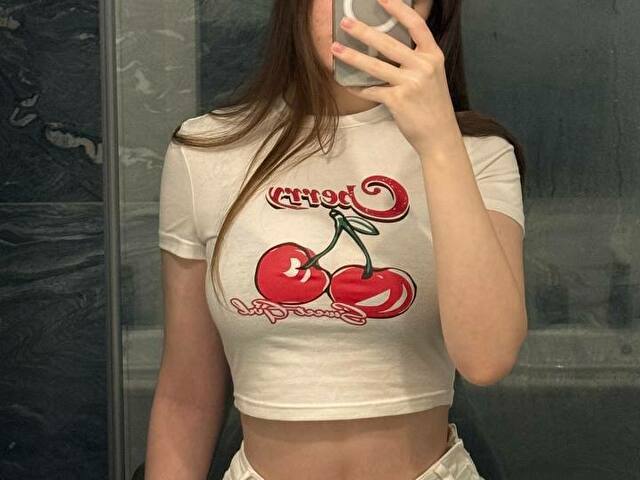 Lillycolins3's profile - Image n°2