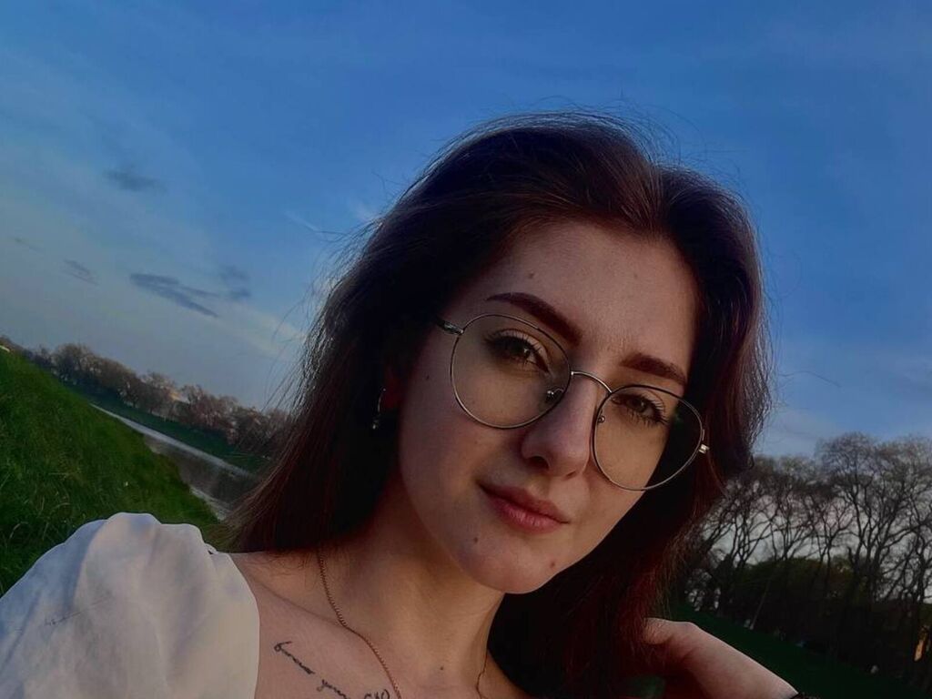 Lillymonroee's profile - Image n°0