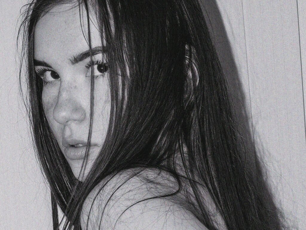 Lilymartinnes's profile - Image n°0