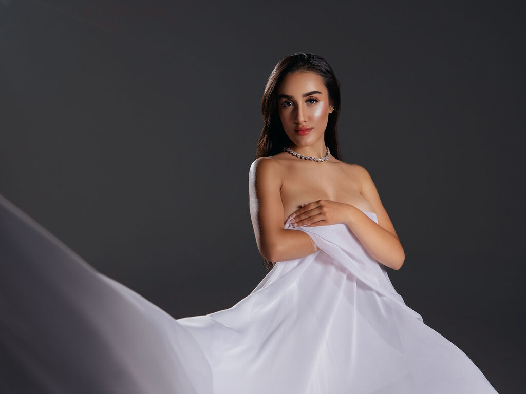 Lilymikelson's profile - Image n°4