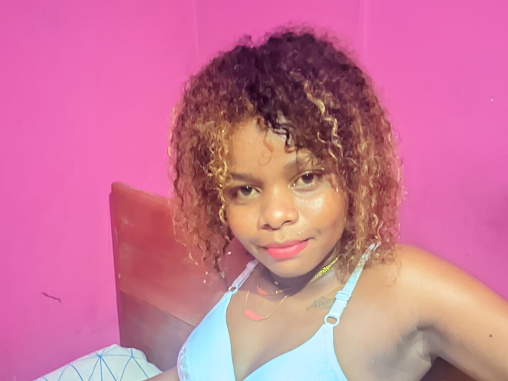 Linahreine's profile - Image n°0