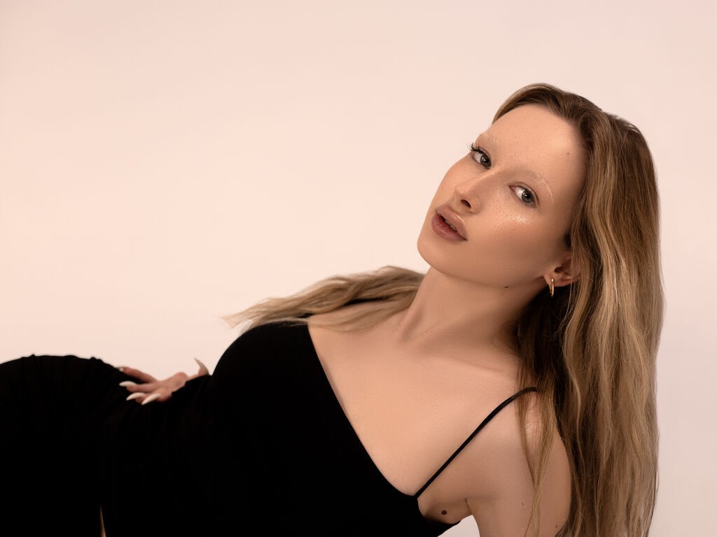Lindabroug's profile - Image n°0