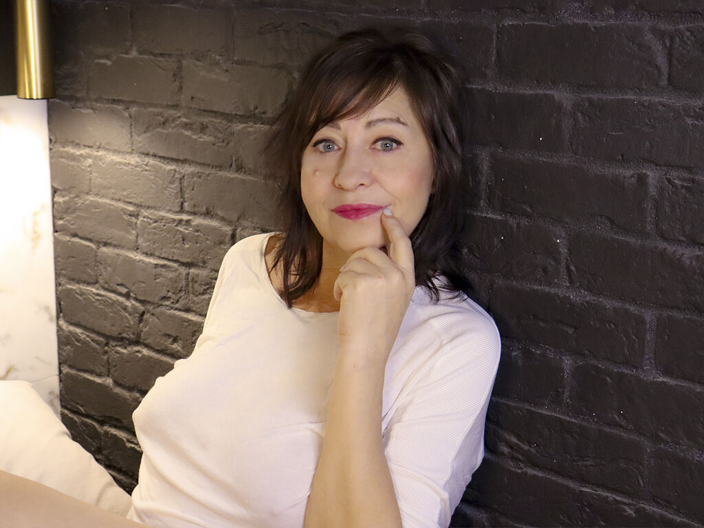 Lindamitch's profile - Image n°2