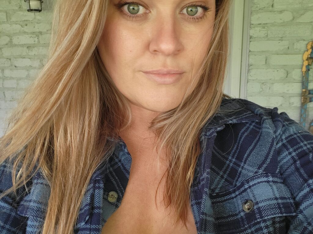 Lindeemarie's profile - Image n°1