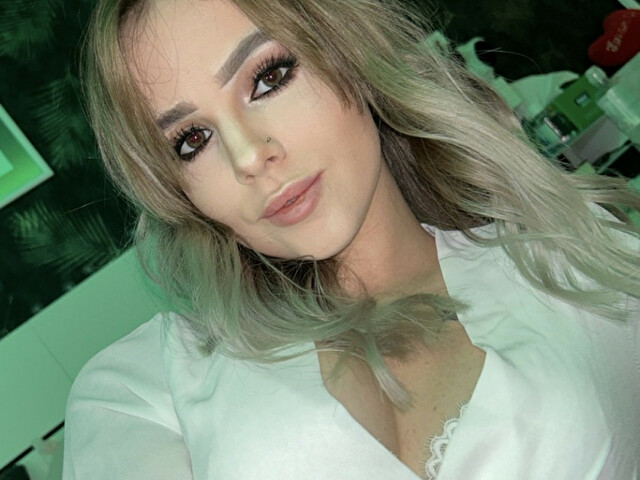 LindseyHoney's profile - Image n°2