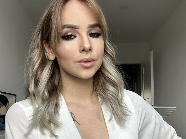 LindseyHoney's profile - Image n°1