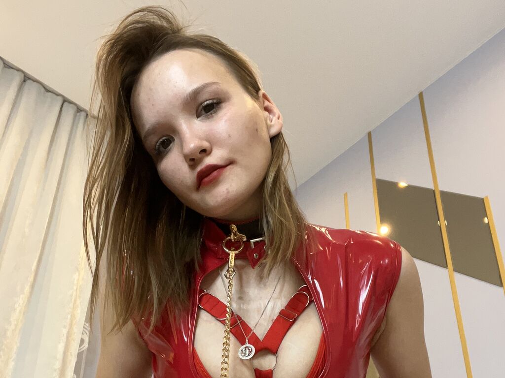 Linettealkins's profile - Image n°1