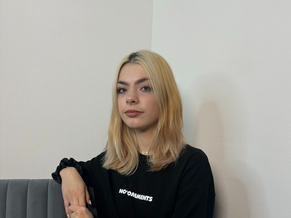Linnbluett's profile - Image n°0