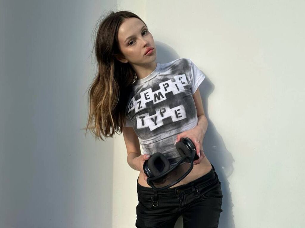 Linncurrington's profile - Image n°0