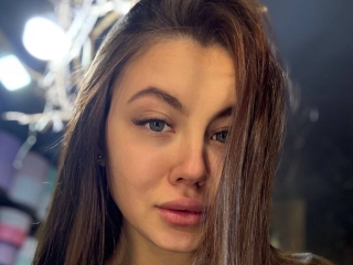 Webcam sex with Linnova
