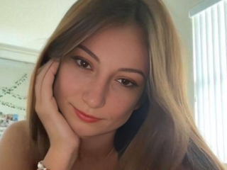 Sexo por webcam con Liorablack