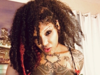 Webcam sex with Liquidfirexxx1on1