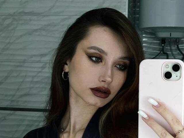 LisaLi's profile - Image n°4