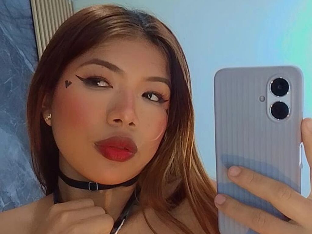 Lisaposada's profile - Image n°1