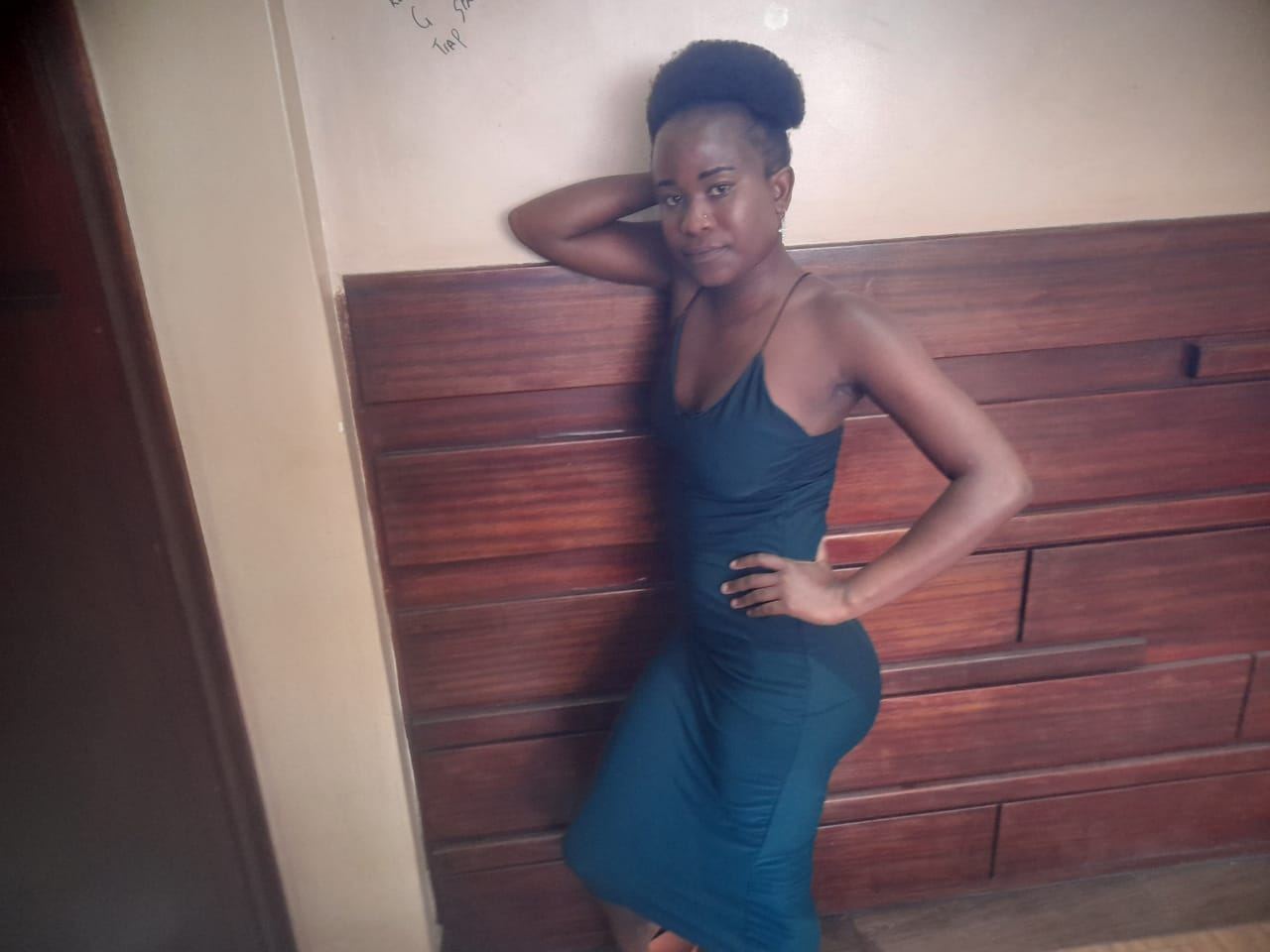 Litllepussyangel's profile - Image n°0