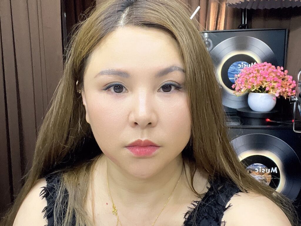 Liutingting's profile - Image n°0