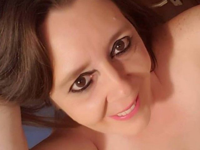 liveMilfi's profile - Image n°4
