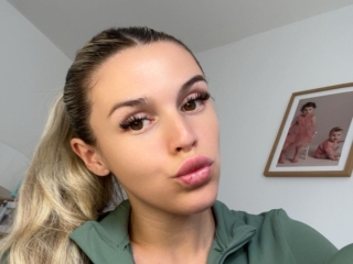 Livelyliv69's Sexcam