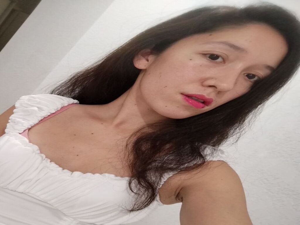 Liyaleen's profile - Image n°0