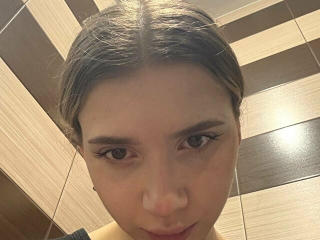 Webcam sex with Lizzyyy