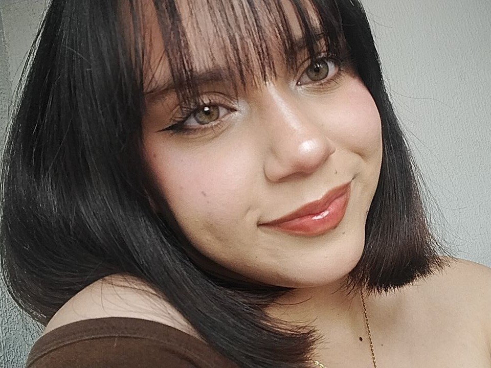 Lloly's profile - Image n°0
