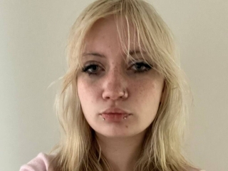 Webcam sex with Loisbrindamour