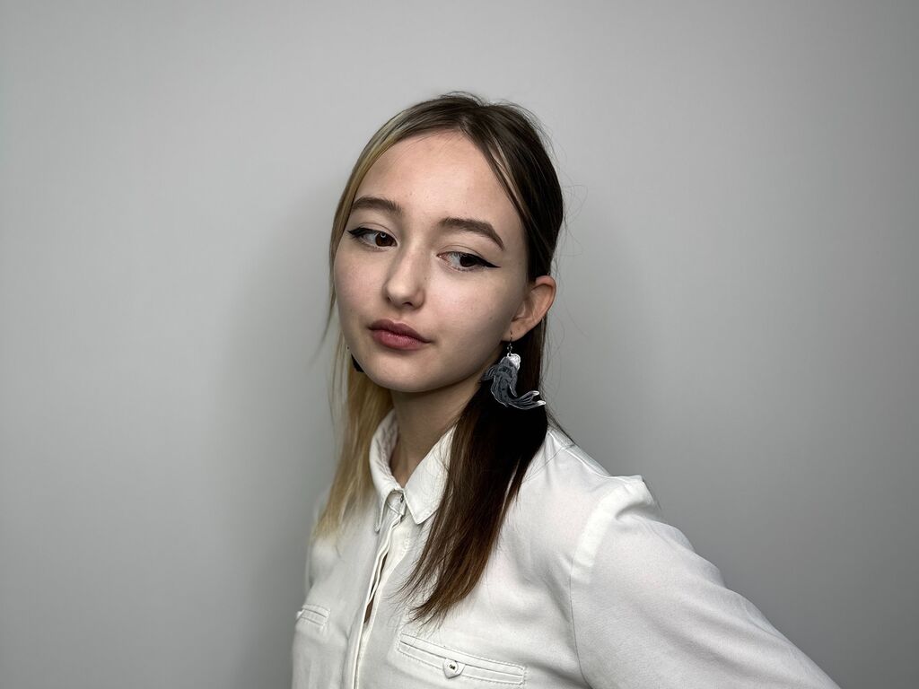 Loisbroadway's profile - Image n°0
