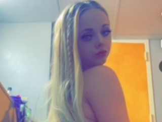 Webcam sex with Lolaabunnii