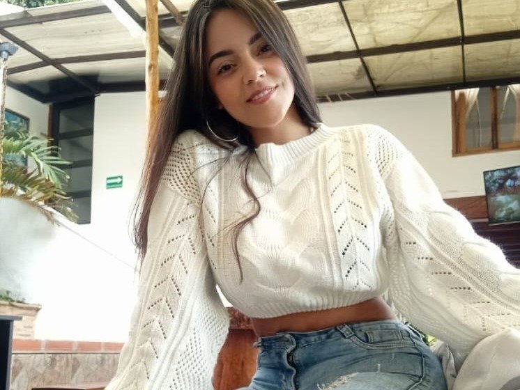 Lolachanell's profile - Image n°0