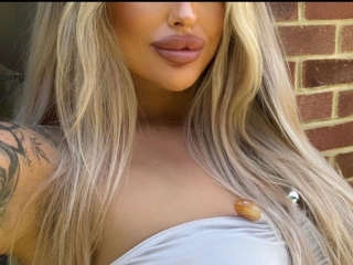 Sexcam Live Show von Lolachardonnayxx