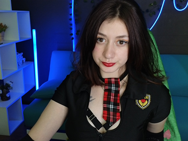 Lolaheavens's profile - Image n°2