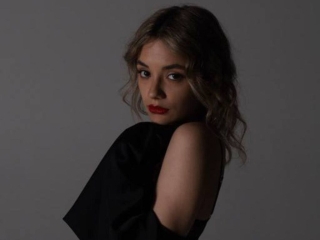 Sexo por webcam con Lolakiki