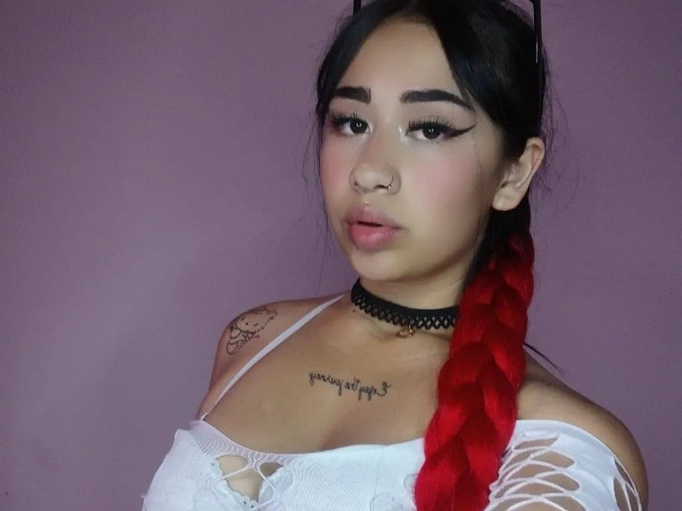 Lolalovee69's profile - Image n°0