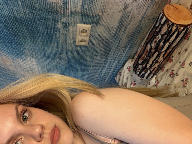 lolamurmure's profile - Image n°1