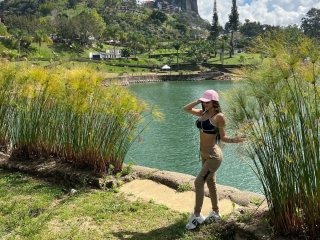 Sexo por webcam con Lolaperrys